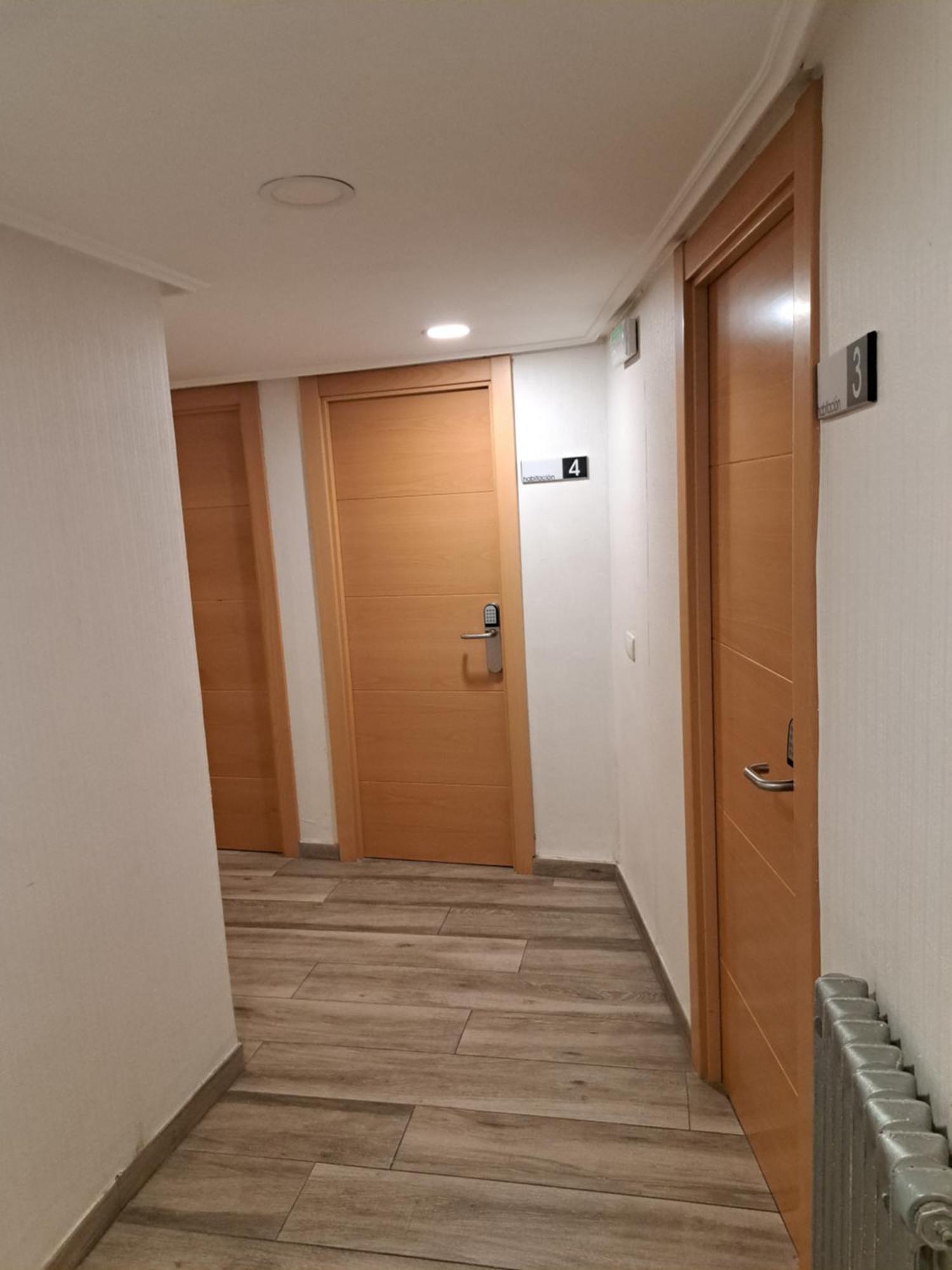 Pension Iruna Santurtzi ภายนอก รูปภาพ