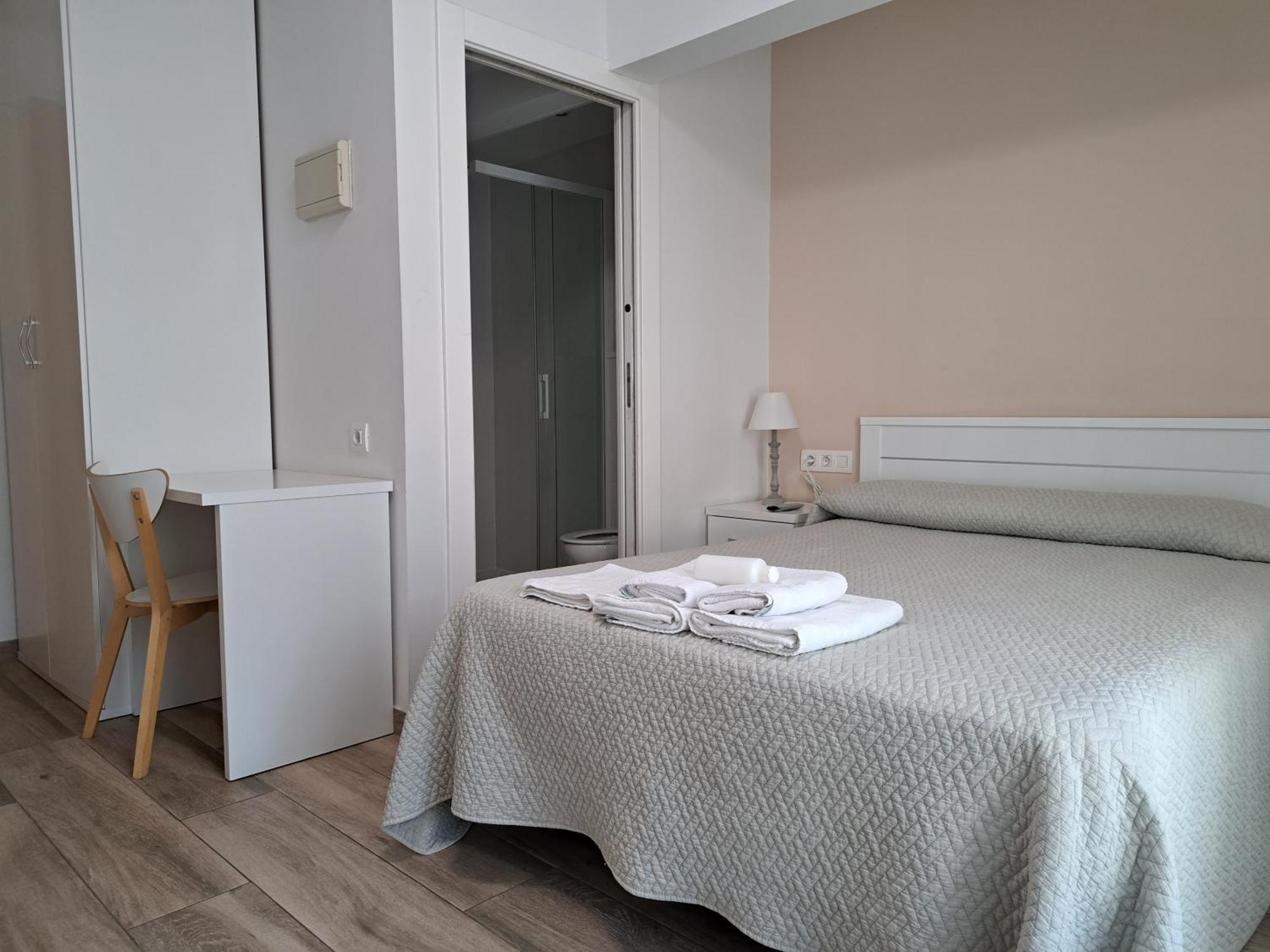 Pension Iruna Santurtzi ภายนอก รูปภาพ
