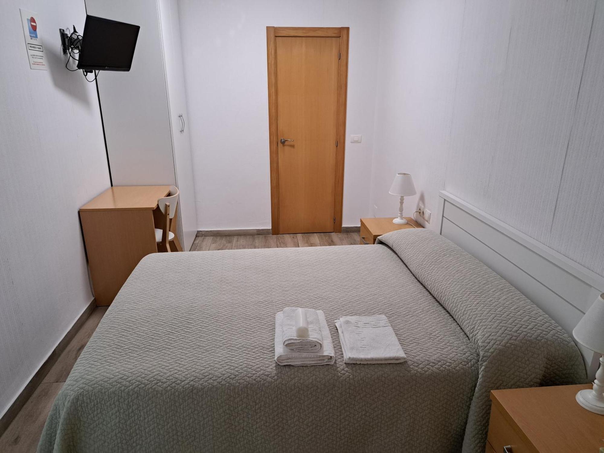 Pension Iruna Santurtzi ภายนอก รูปภาพ